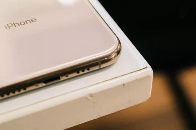iPhone Xs和iPhone X哪个值得买 苹果iPhone X和Xs区别对比介绍_苹果手机_手机学院_本站