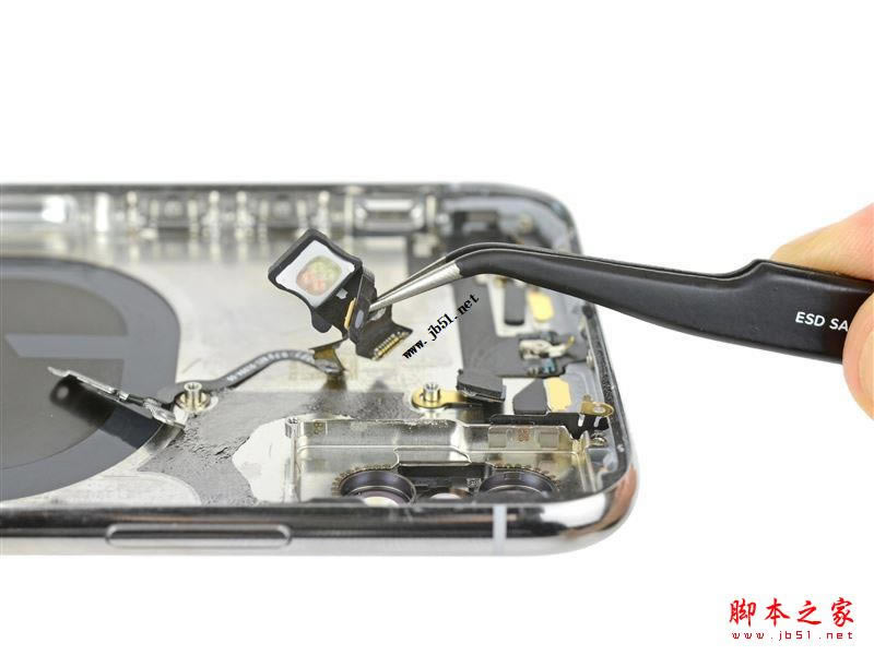 iPhone X最专业深度拆解!惊现神秘芯片