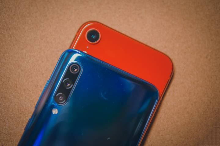 小米9和iPhone XR哪个值得买 小米9和iPhone XR手机区别对比_手机评测_手机学院_本站
