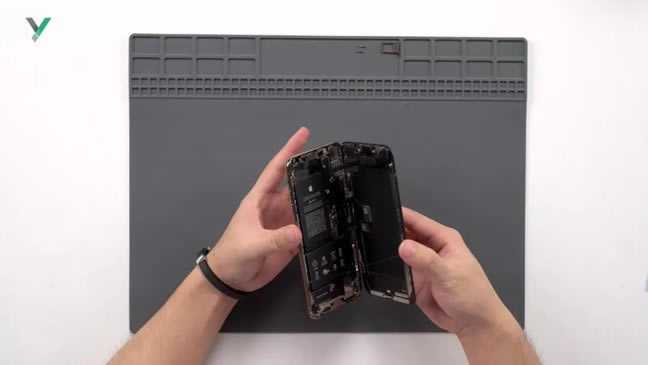 iPhone XS Max内部做工怎么样?苹果XS MAX拆解图解评测