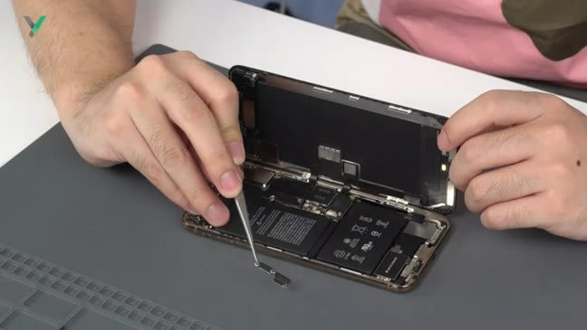 iPhone XS Max内部做工怎么样?苹果XS MAX拆解图解评测