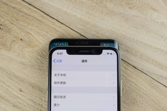 iPhone XS和华为Mate20 Pro哪个值得买 华为Mate20 Pro和苹果XS区别对比评测_手机评测_手机学院_本站