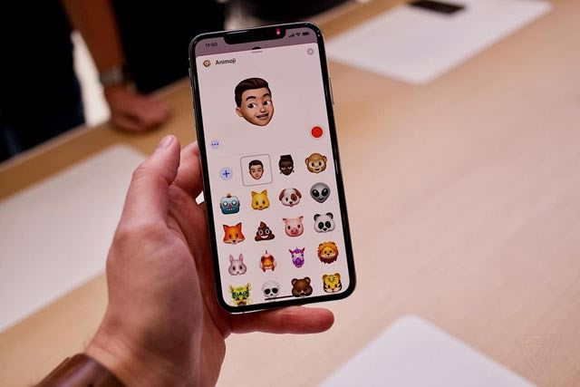 iPhone XS在哪设置面容识别 苹果XS面容ID设置方法_苹果手机_手机学院_本站