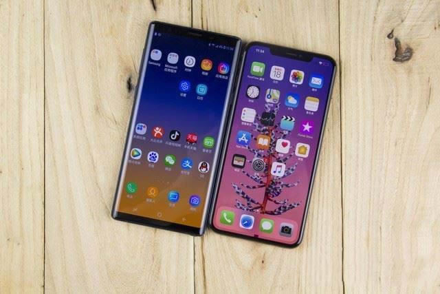 三星Note9和iPhone XS哪个值得买 苹果XS和三星Note9区别对比评测_手机评测_手机学院_本站