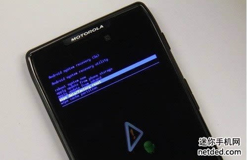 摩托罗拉 DROID RAZR HD (XT926) 通用RSD线刷底包救砖 刷机教程