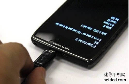 摩托罗拉 DROID RAZR HD (XT926) 通用RSD线刷底包救砖 刷机教程