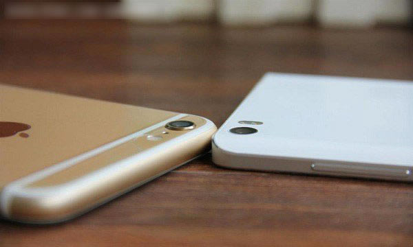 小米Note和iPhone6 Plus哪个好看?小米Note与苹果6 Plus外观配置对比图解_手机资讯_手机学院_本站