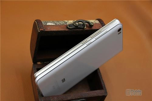 nubia Z9 Max对比小米Note (80) nubia Z9 Max对比小米Note (80)