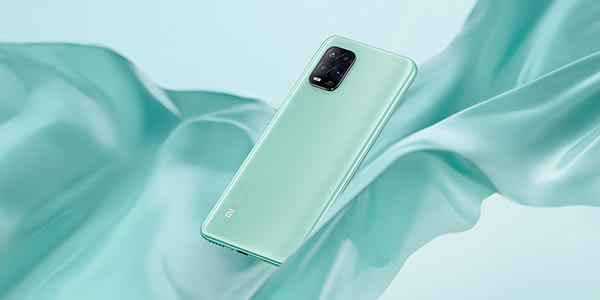 OPPO Reno4 SE与小米10青春版充电对比