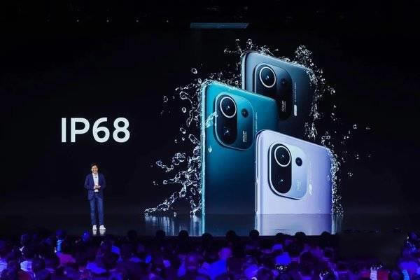 小米11Pro和小米10Pro区别是什么 小米11Pro和小米10Pro对比介绍_手机评测_手机学院_本站