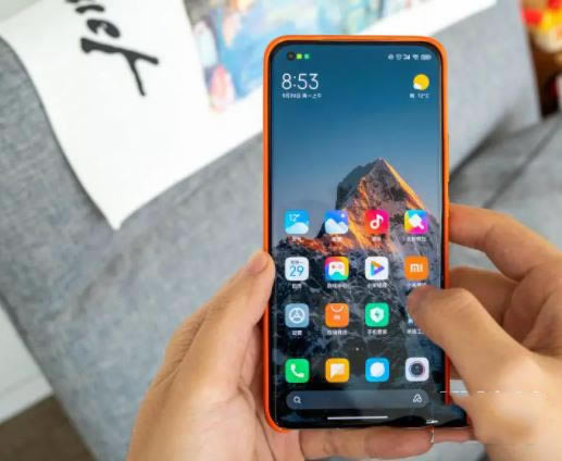 小米11ultra和小米10至尊版区别大吗 小米11ultra和小米10至尊版对比介绍_手机评测_手机学院_本站