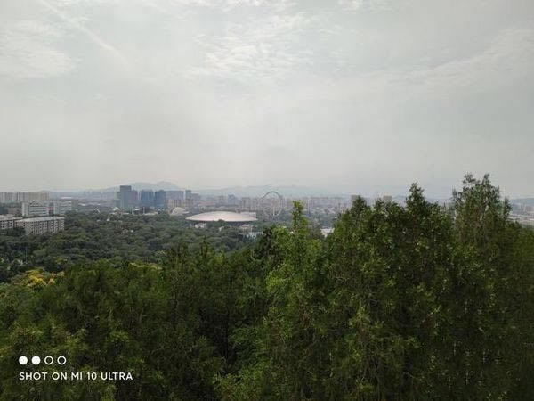 小米11ultra和小米10至尊版区别大吗 小米11ultra和小米10至尊版对比介绍_手机评测_手机学院_本站