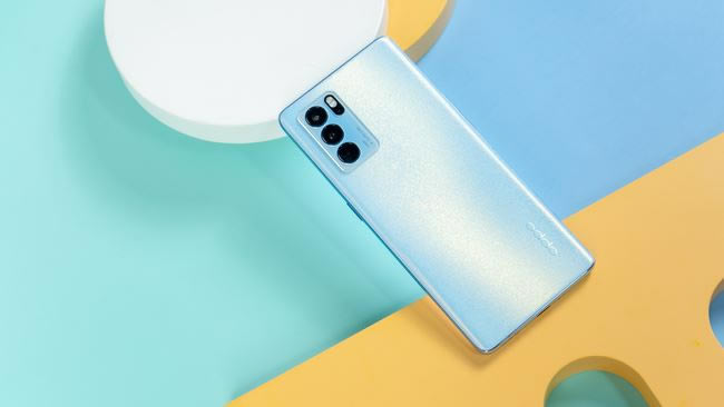 opporeno6pro对比小米11哪个好?opporeno6pro对比小米11评测_手机评测_手机学院_本站