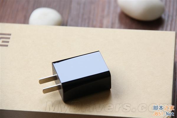 黑的漂亮!黑色版小米手机4图赏:竟然变了