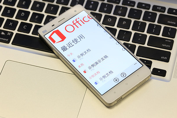[视频]小米4手机运行Win10视频曝光 会是啥样子呢？