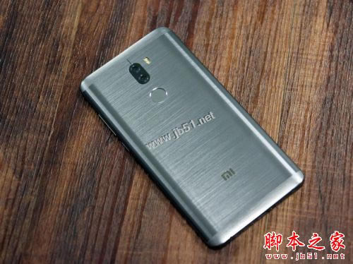 小米5s和小米5s Plus哪个性价比高?小米5s/5s Plus详细对比小米5大不同