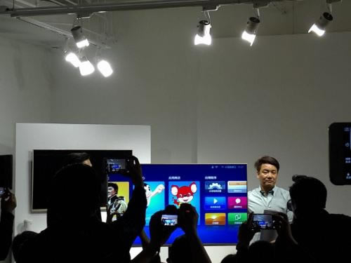 小米新品齐轰炸!小米5周年米粉节新品发布会图文直播_手机资讯_手机学院_本站