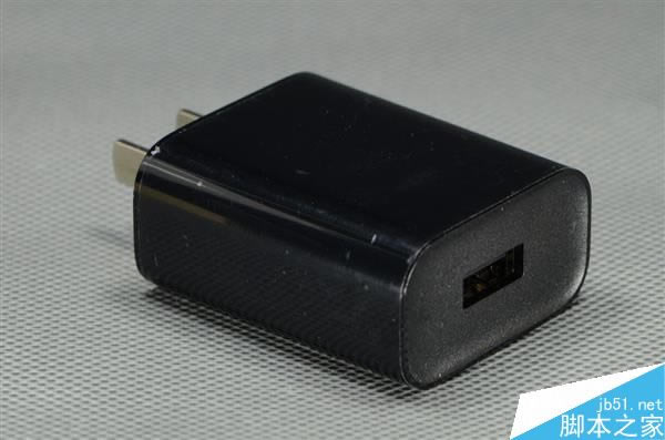 小米5标配充电器拆解测试:做工扎实