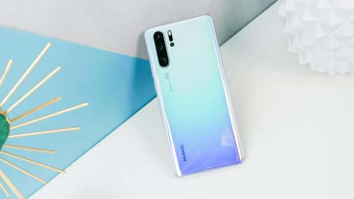 4款拍照手机简评 OPPO Reno10倍变焦版和华为P30Pro、荣耀20PRO、小米9区别对比_手机评测_手机学院_本站