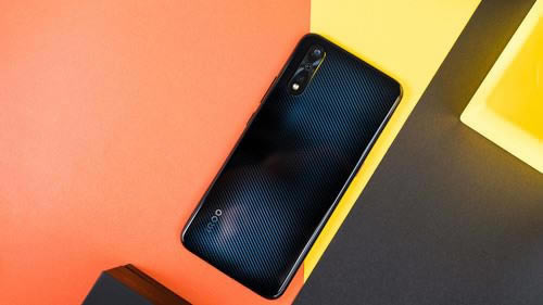 iQOO Neo和Redmi K20买哪款好 iQOO Neo和Redmi K20区别对比_手机评测_手机学院_本站